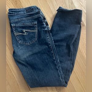 SILVER Aiko  Low Rise Med Wash Blue Denim Jeans Women's Size 29/32